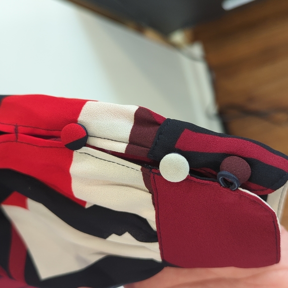 Ann Taylor LOFT cold shoulder-to-wrist blouse, size XXSP - Picture 3 of 5